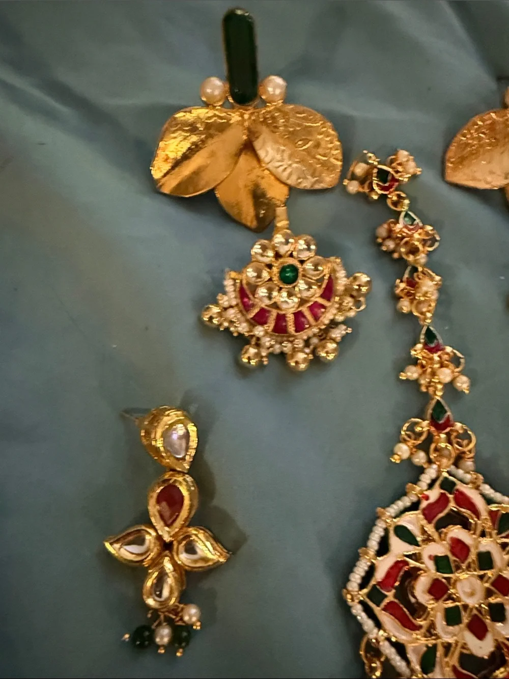 Gold-Tone Traditional Kundan Necklace Set with Red and Green Accents